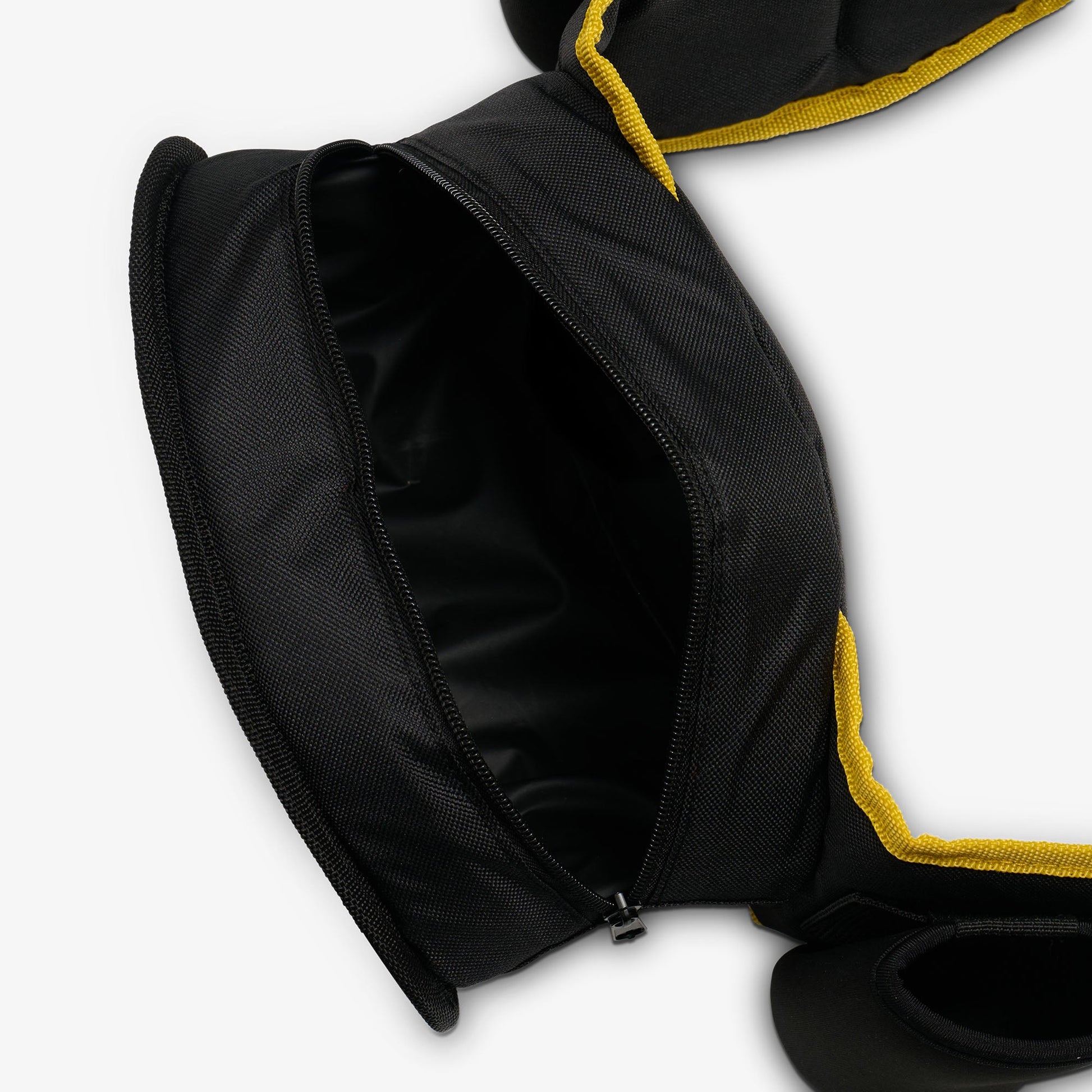 dc-super-heroes-batmantm-belt-fanny-pack-cooler-y5 00027936-O2.jpg