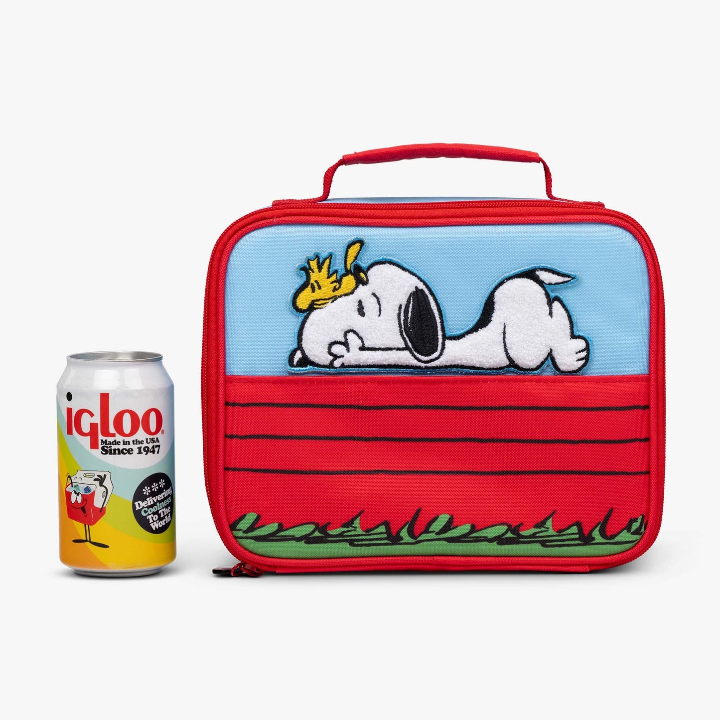 snoopy-s-doghouse-horizontal-lunch-cooler-bag-a3 00028034-P.jpg
