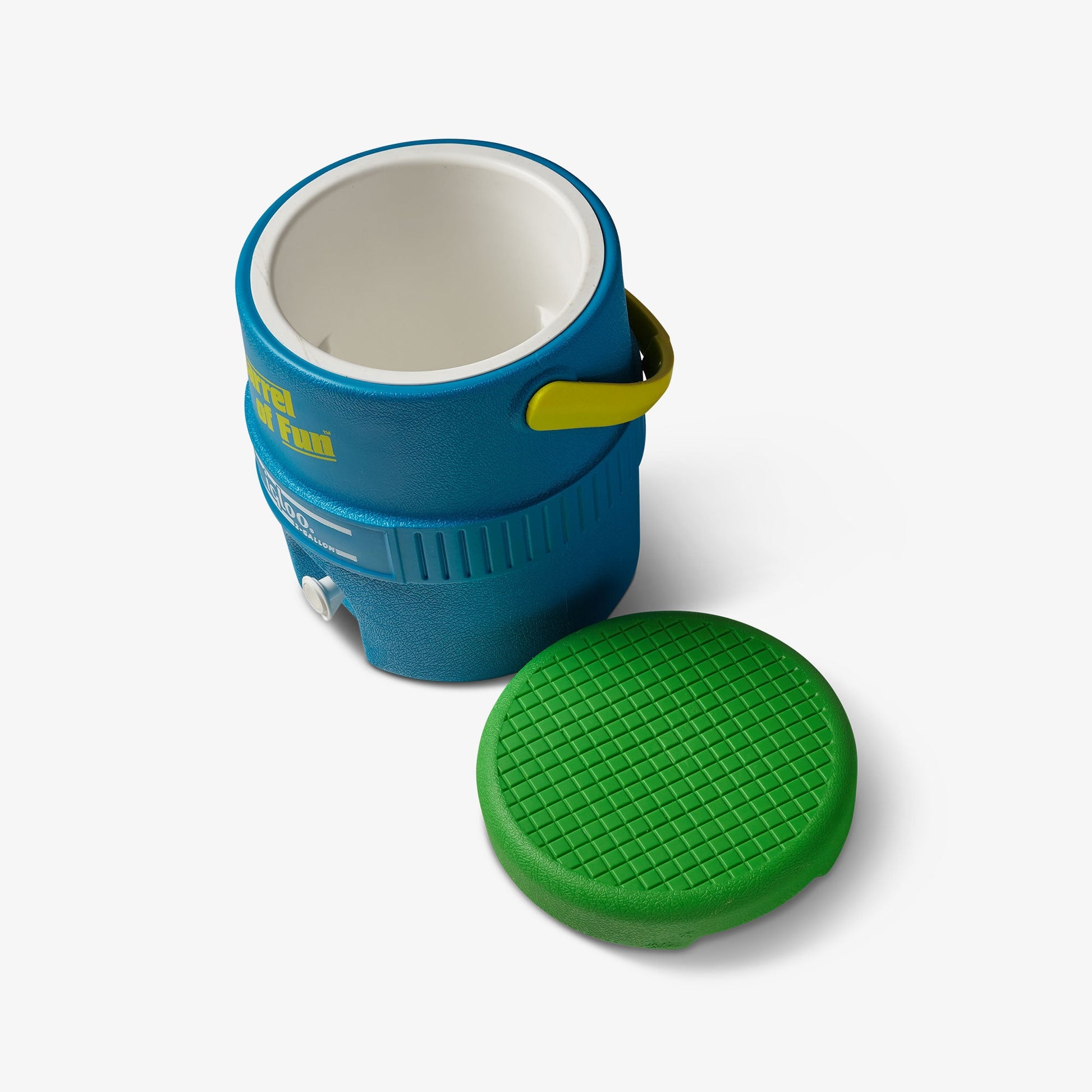retro-barrel-of-fun-2-gallon-jug-c6 00031412-O2.jpg