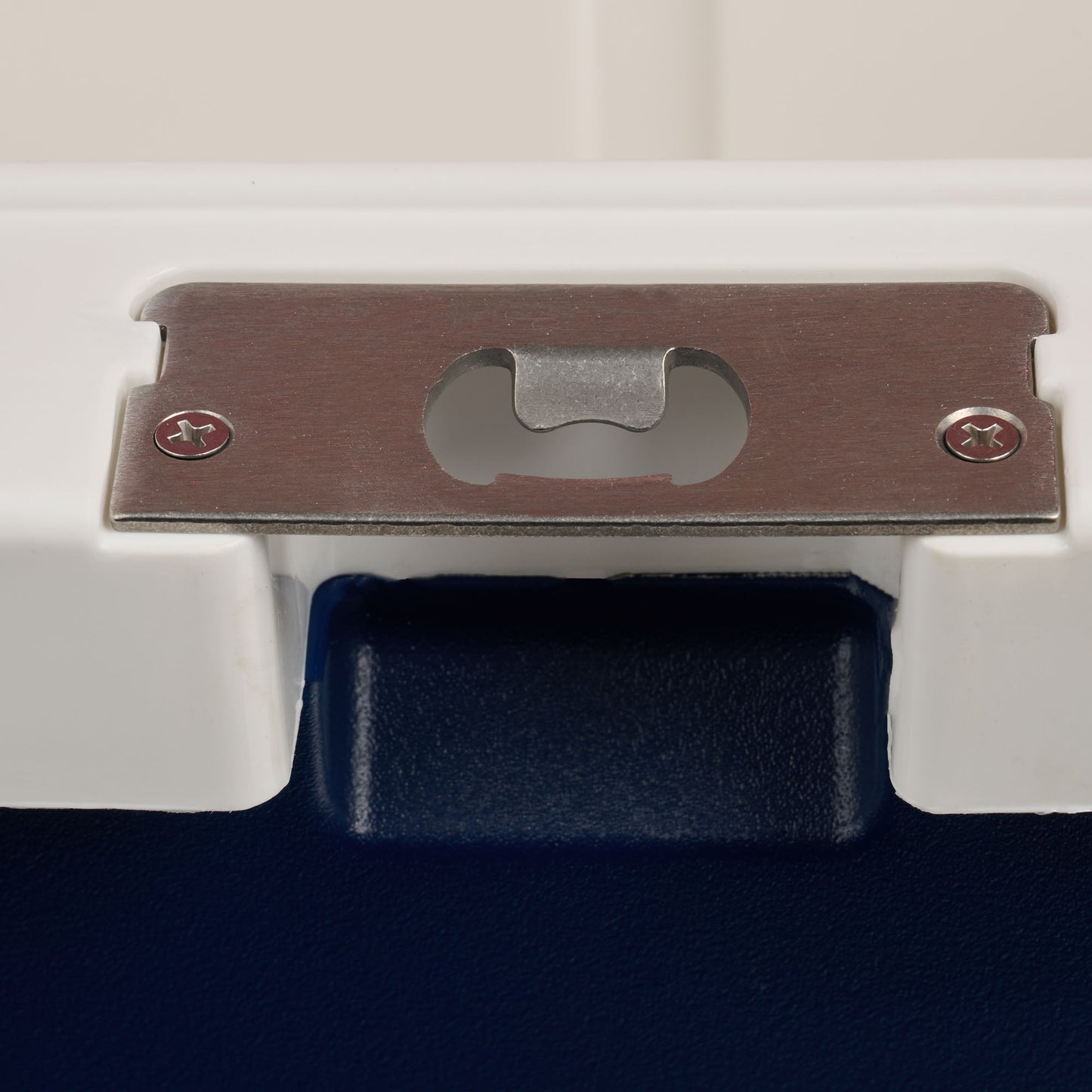 trailmate-25-qt-cooler-p2 00033130-BO.jpg
