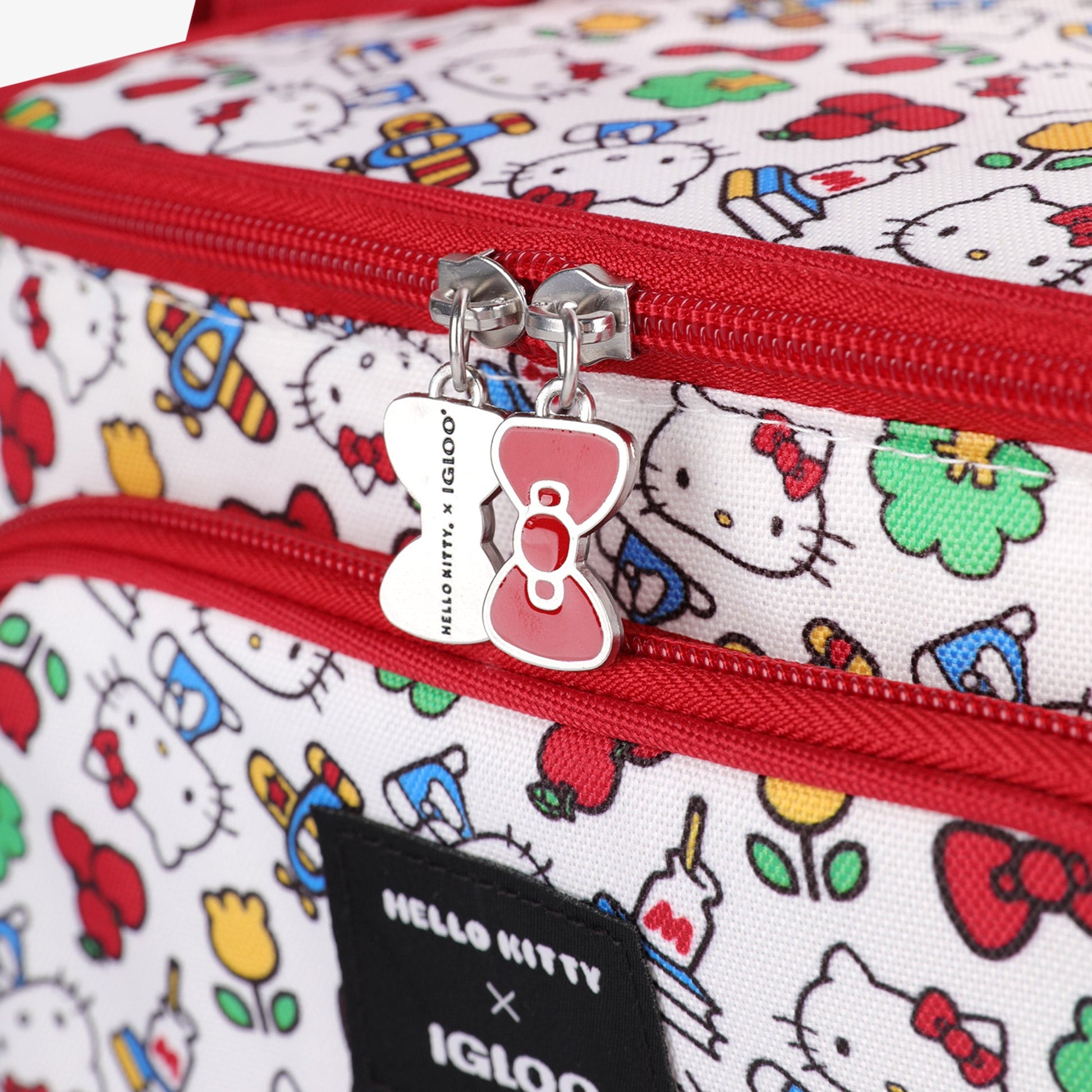 hello-kitty-square-lunch-cooler-bag-o5 00048910-C8.jpg