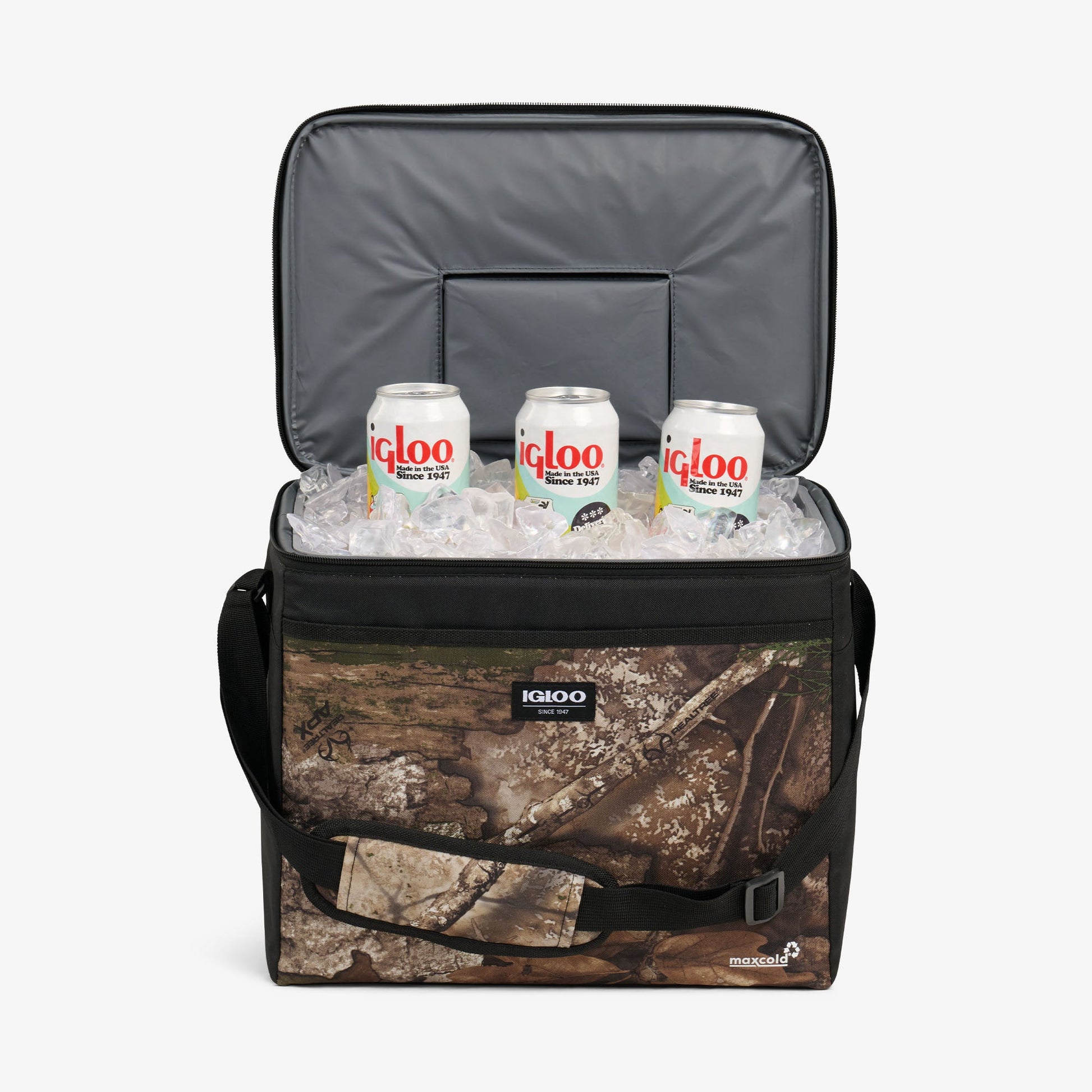 realtree-apx-hlc-28-can-bag-m6 00064354-P4-2025.jpg