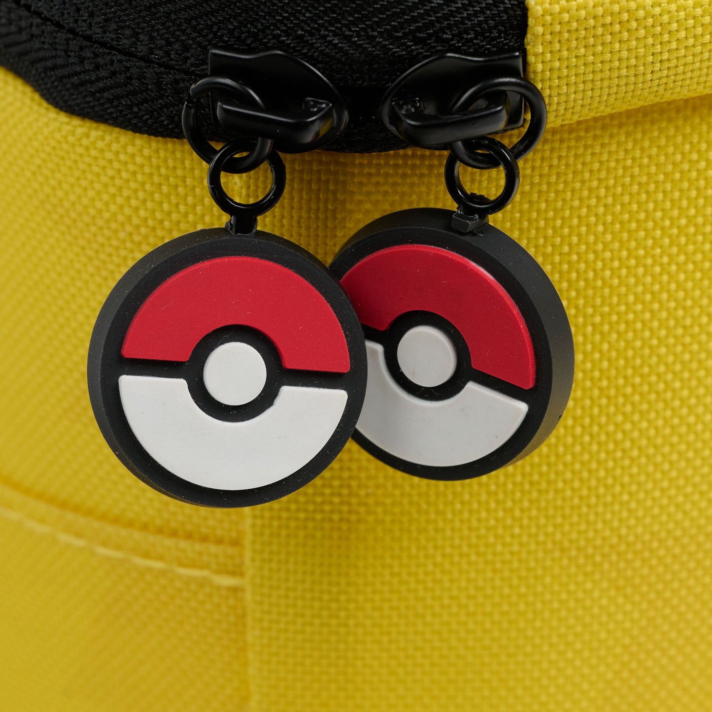 pokemon-pikachu-square-lunch-cooler-bag-a7 00066645-Z.jpg