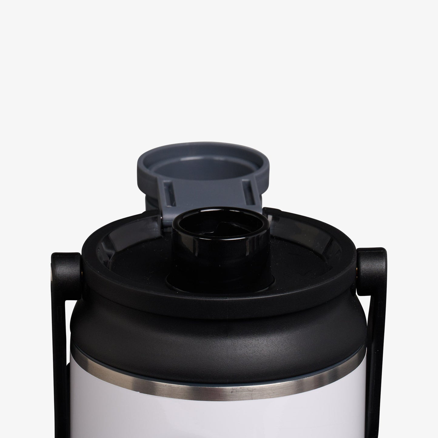 36-oz-twist-n-chug-bottle-h0 00071089-L1.jpg